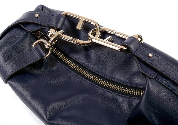 Borsa Furla Donna Zip Interna Tasca Carte Design Italiano-3